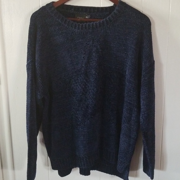 Star Chenille Sweater - Picture 4 of 7